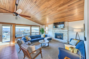 McKees Beach House with Ocean Views, Hot Tub!